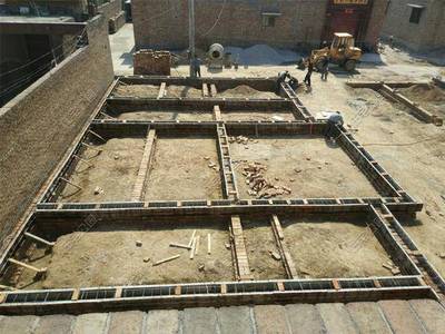 山西農村工頭的施工絕技 屋頂鋪土實現(xiàn)防水與保溫